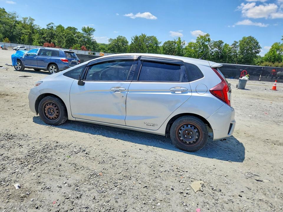 Photo 2 from auction – 2015 HONDA FIT with VIN 3HGGK5G83FM718182