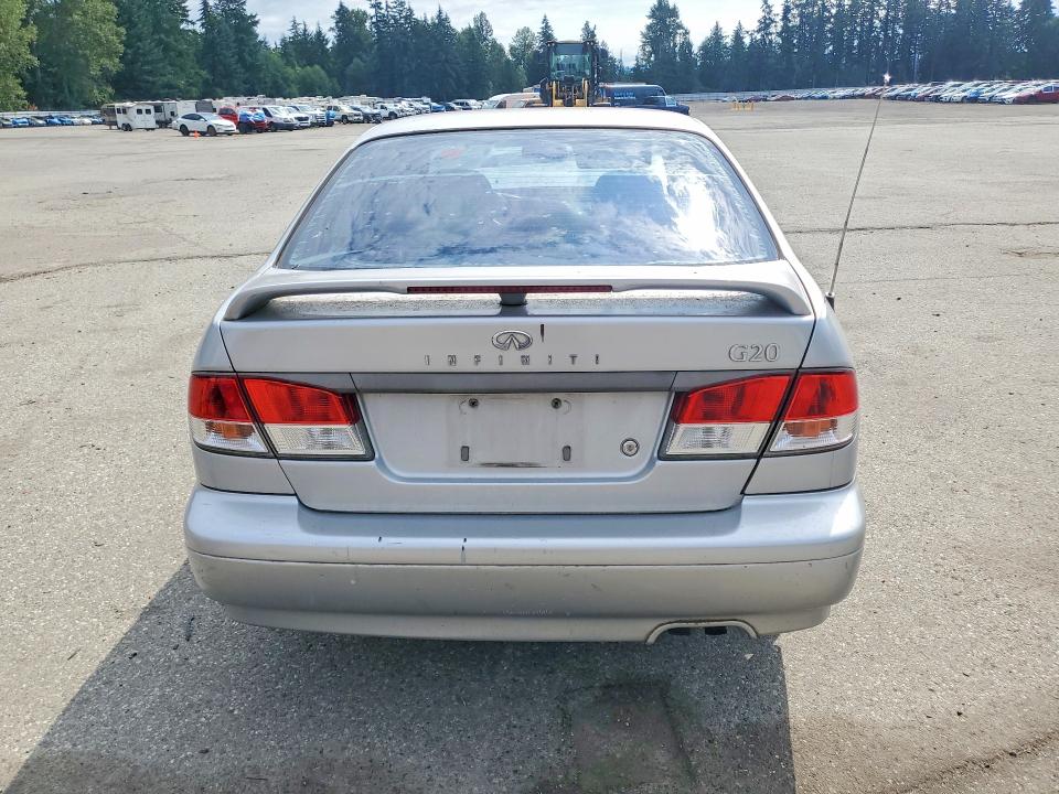 Photo 6 from auction – 2002 INFINITI G20 with VIN JNKCP11A52T506493