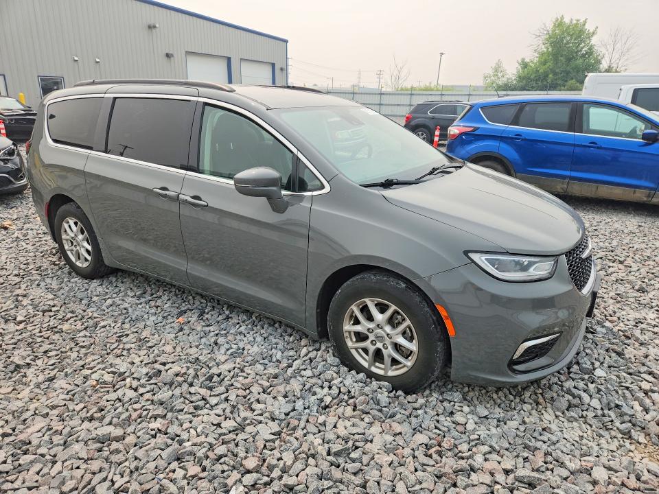 Photo 4 from auction – 2022 CHRYSLER PACIFICA with VIN 2C4RC1BG0NR111885