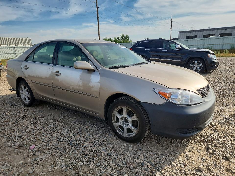 Photo 4 from auction – 2002 TOYOTA CAMRY with VIN 4T1BE32K12U072343