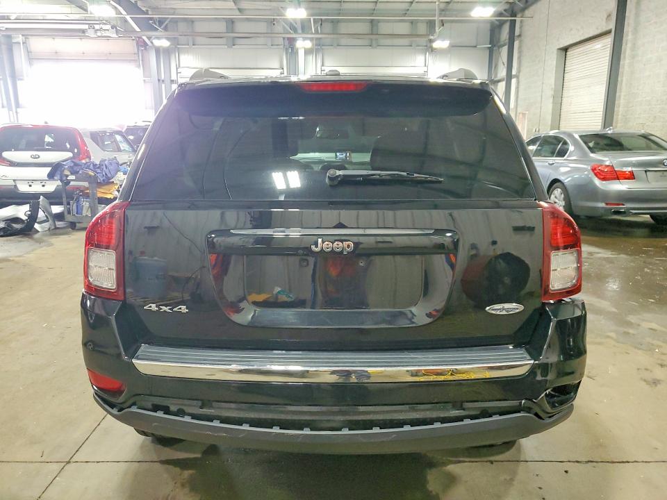 Photo 6 from auction – 2016 JEEP COMPASS with VIN 1C4NJDEB2GD674111