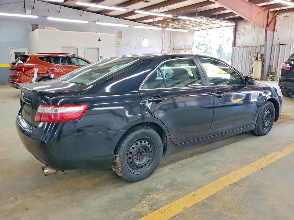 Photo 3 from auction – 2007 TOYOTA CAMRY with VIN 4T1BE46K57U723321