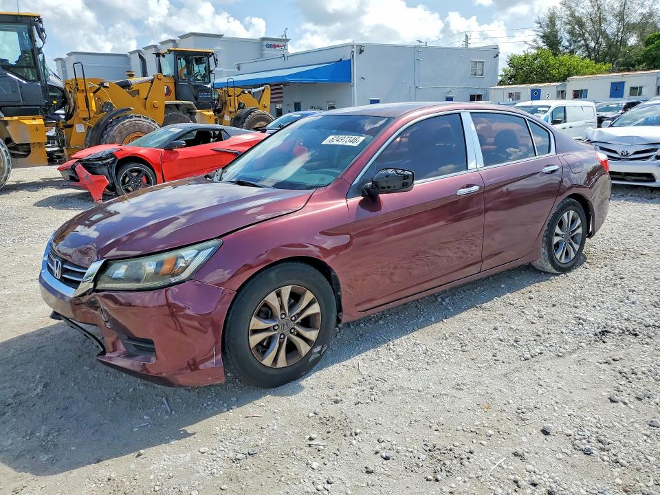 HONDA ACCORD 2014 مع رقم تعريف المركبة 1HGCR2F35EA029321 - صورة من المزاد