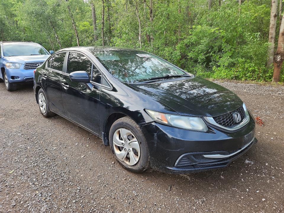 Photo 4 from auction – 2015 HONDA CIVIC with VIN 2HGFB2F45FH023094