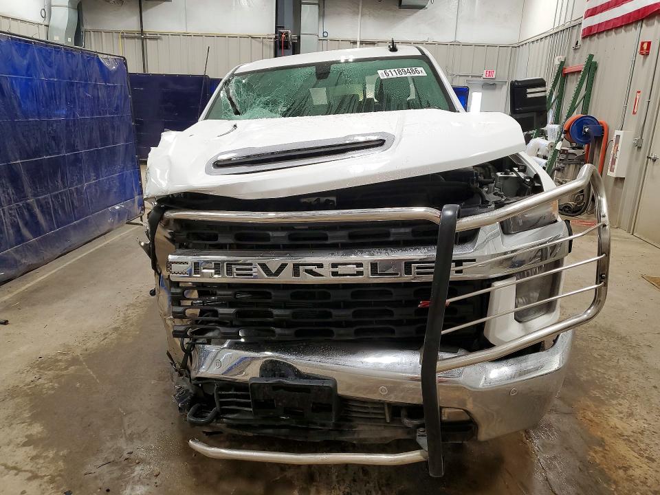 Photo 5 from auction – 2021 CHEVROLET SILVERADO with VIN 1GC4YTEY4MF164770