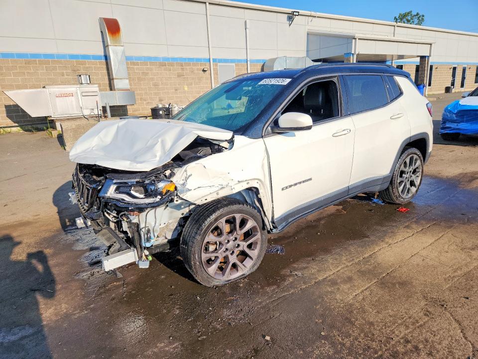 JEEP COMPASS 2020 with VIN 3C4NJDCB3LT155429 - Photo from auction