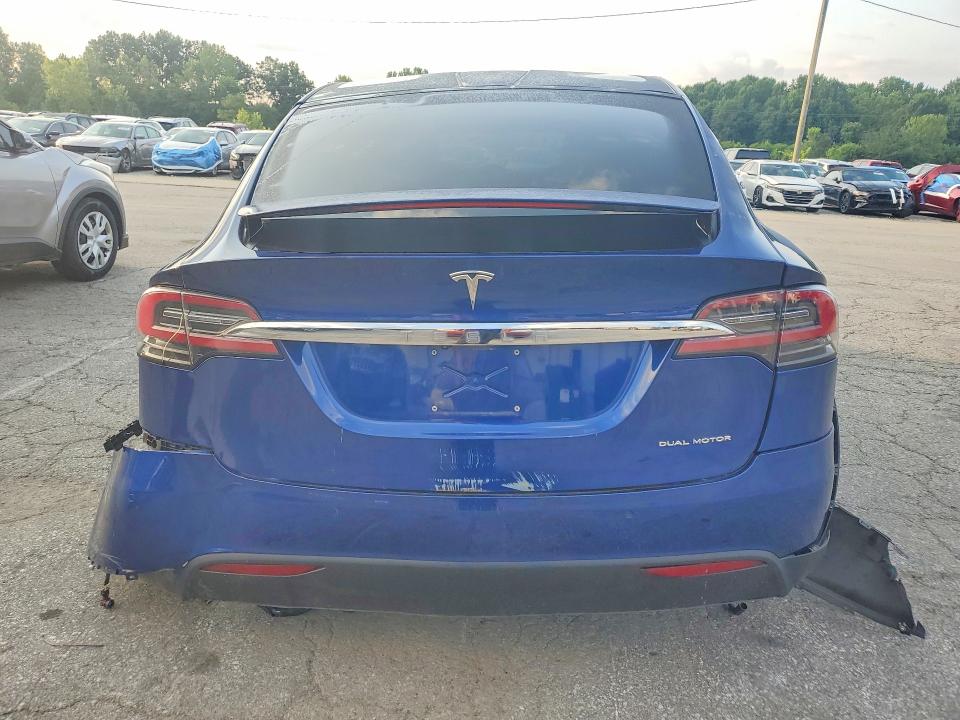 Foto 6 de la subasta – 2020 TESLA MODEL X con VIN 5YJXCAE2XLF231516