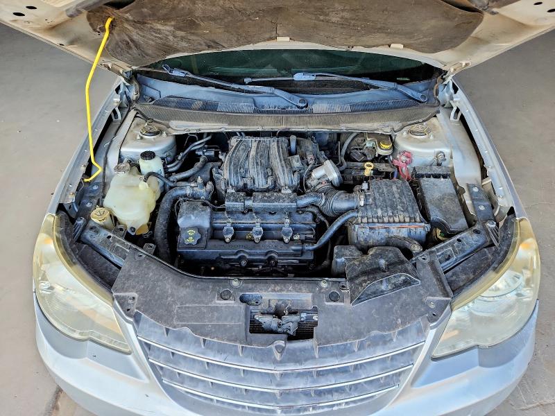 Photo 11 from auction – 2010 CHRYSLER SEBRING with VIN 1C3CC5FD5AN190818