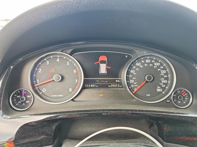 Photo 9 from auction – 2014 VOLKSWAGEN TOUAREG with VIN WVGEF9BP2ED008664