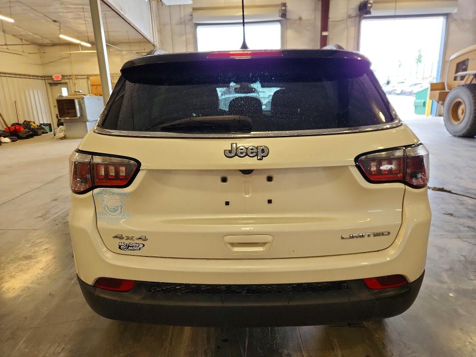 Photo 6 from auction – 2018 JEEP COMPASS with VIN 3C4NJDCB7JT101841