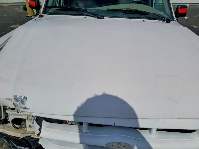 Photo 11 from auction – 1998 FORD RANGER with VIN 1FTYR10U1WUC87299