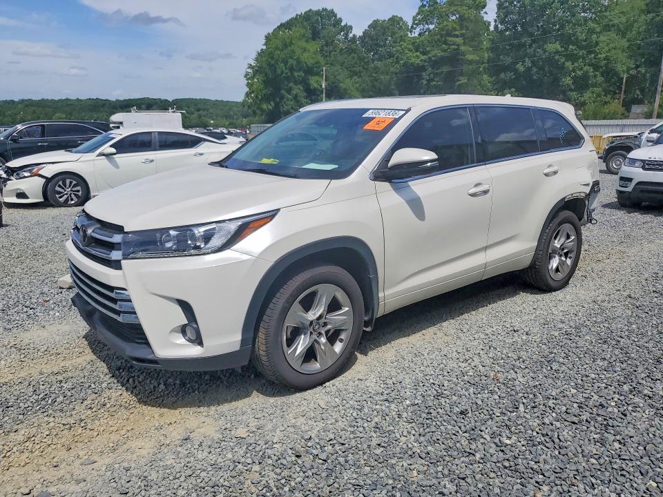 TOYOTA HIGHLANDER 2018 with VIN 5TDDZRFH3JS882353 - Photo from auction