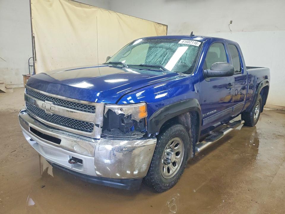 CHEVROLET SILVERADO 2013 with VIN 1GCRKSEA3DZ373582 - Photo from auction