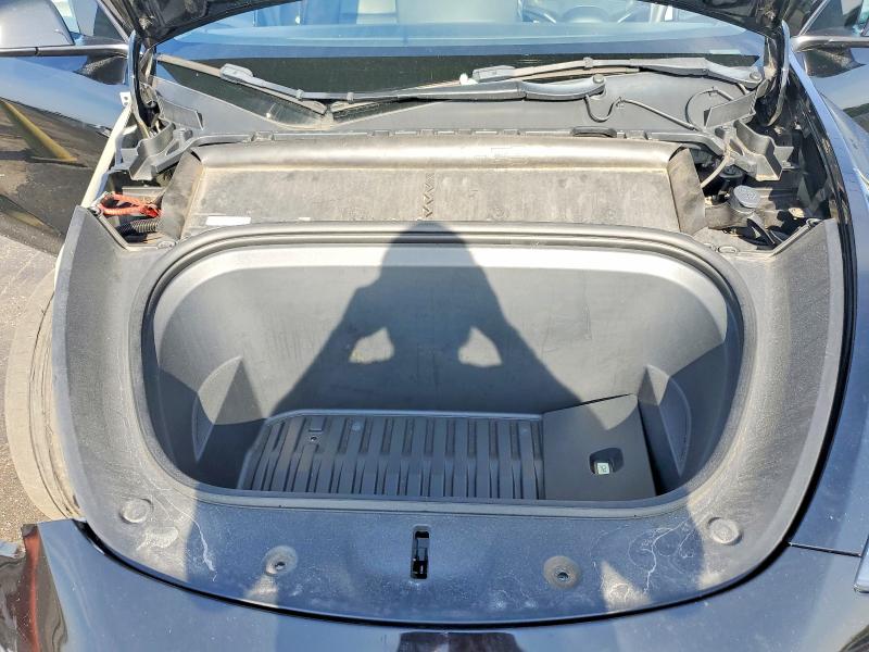 Photo 11 from auction – 2022 TESLA MODEL Y with VIN 7SAYGDEF0NF392251