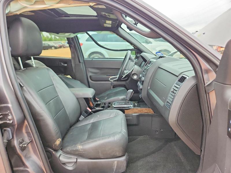 Photo 7 from auction – 2011 FORD ESCAPE with VIN 1FMCU0EG0BKB02893