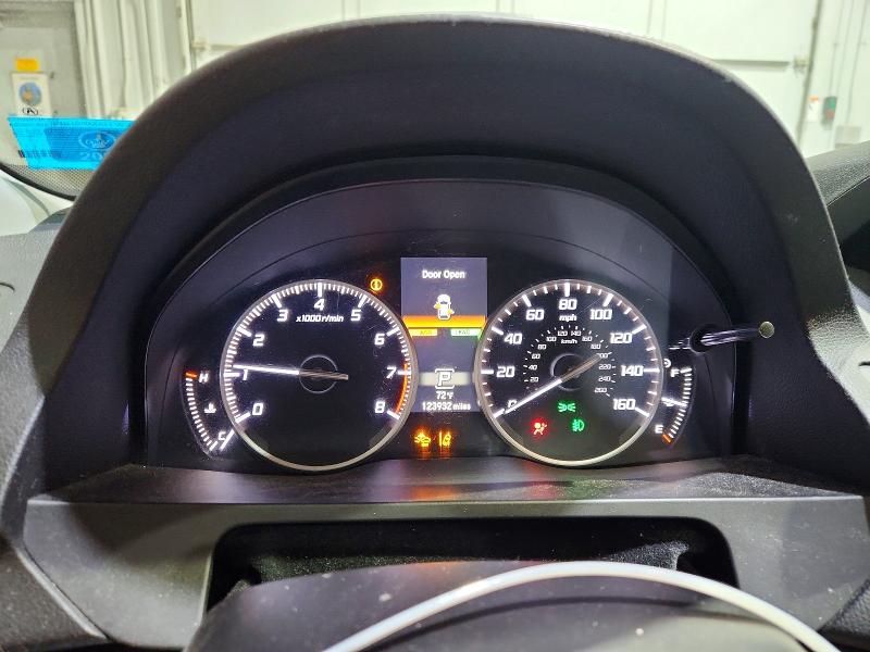 Photo 9 from auction – 2017 ACURA RDX with VIN 5J8TB4H77HL035873