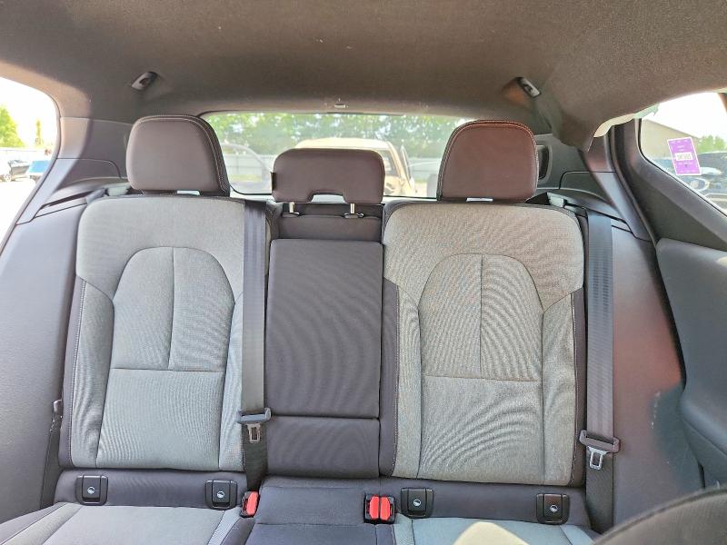 Photo 10 from auction – 2024 VOLVO XC40 with VIN YV4L12UK8R2348936