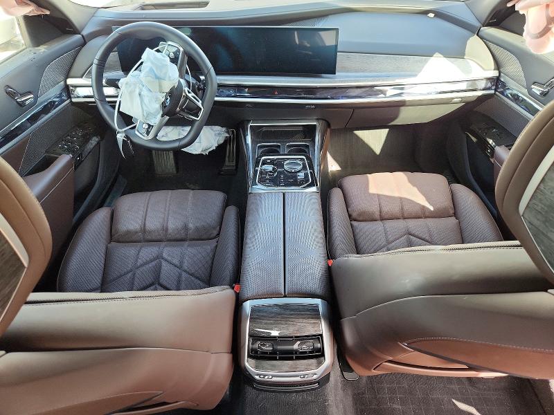 Photo 8 from auction – 2025 BMW 760 with VIN WBA33EJ0XSCV32435