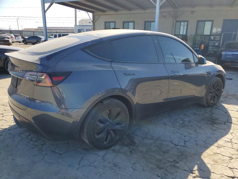 Photo 3 from auction – 2021 TESLA MODEL Y with VIN 5YJYGDEE7MF213870