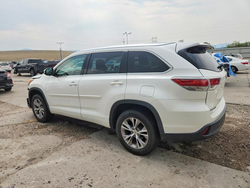 Photo 2 from auction – 2015 TOYOTA HIGHLANDER with VIN 5TDKKRFH8FS113284