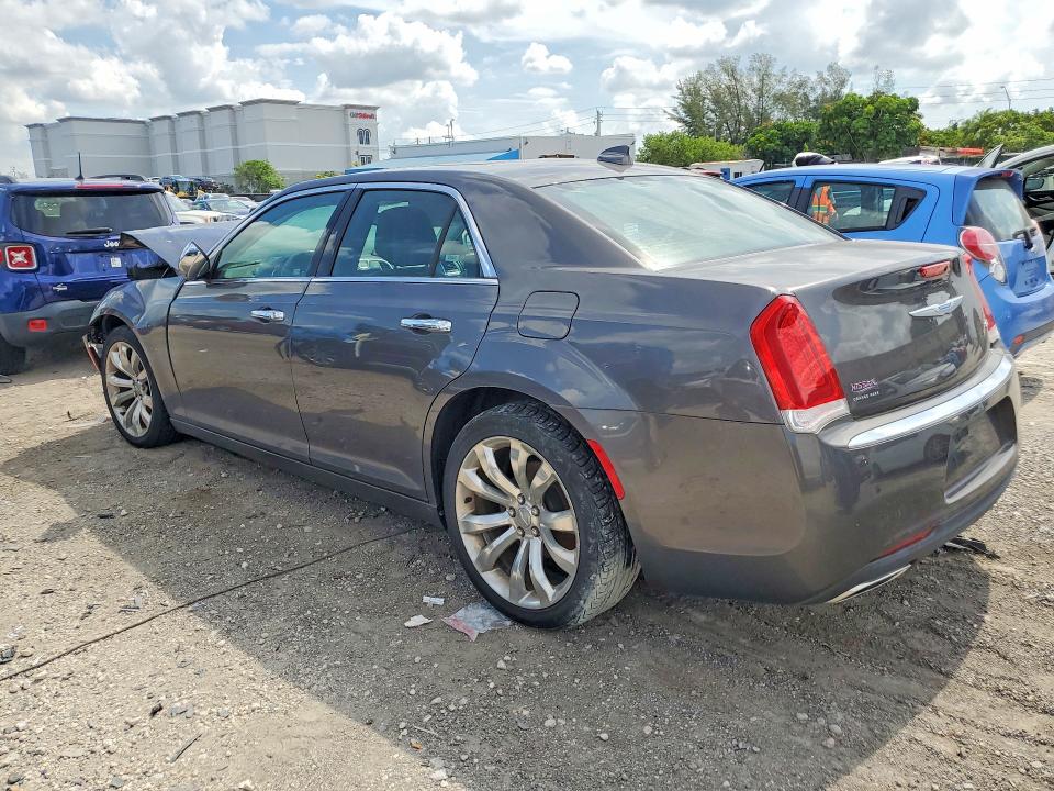 Photo 2 from auction – 2020 CHRYSLER 300 with VIN 2C3CCAEG4LH102809