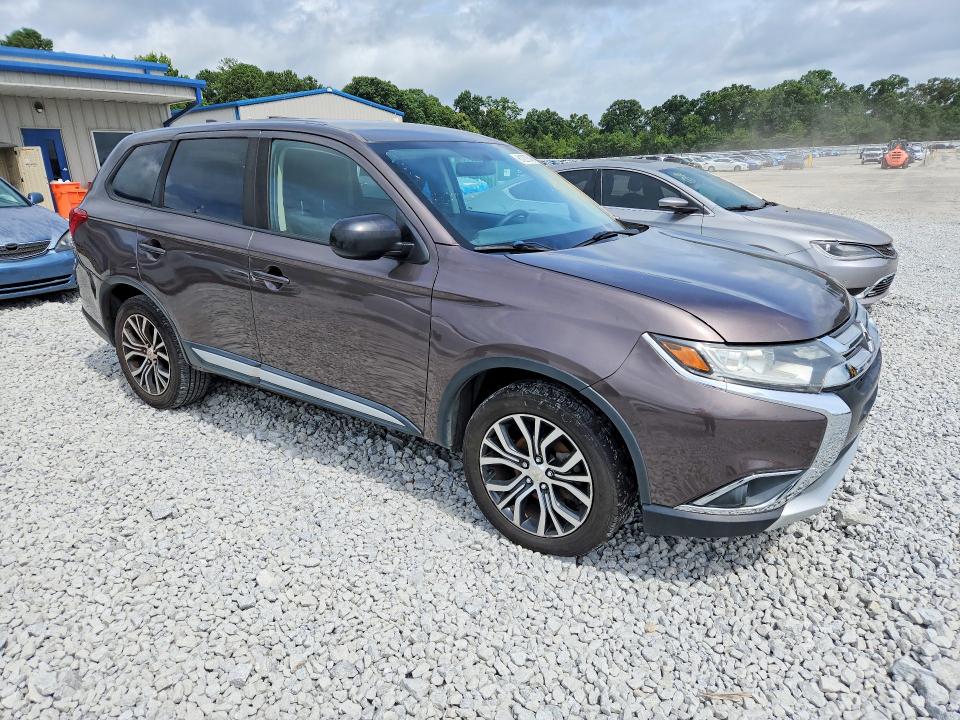 Photo 4 from auction – 2018 MITSUBISHI OUTLANDER with VIN JA4AD2A3XJZ033432