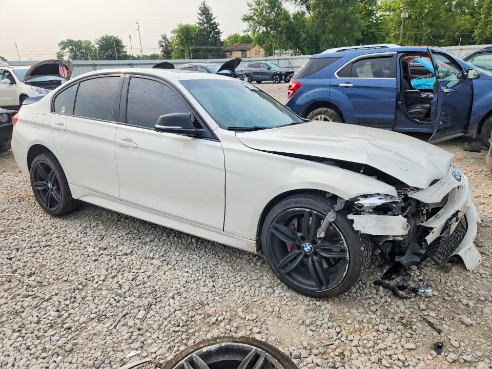 Photo 4 from auction – 2016 BMW 340 with VIN WBA8B7C54GK703447