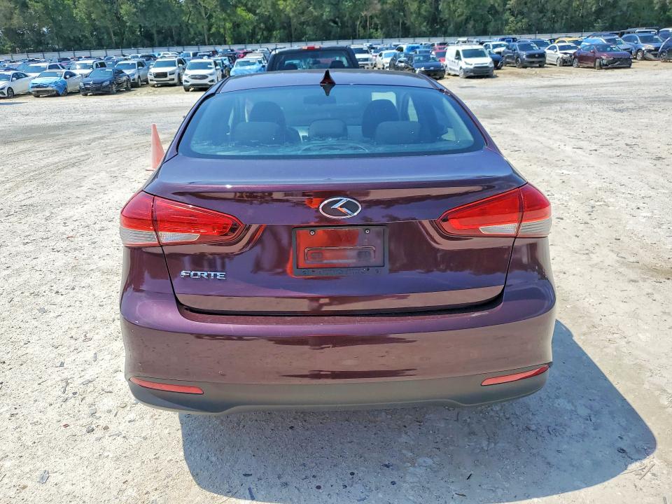 Photo 6 from auction – 2017 KIA FORTE with VIN 3KPFK4A72HE103723