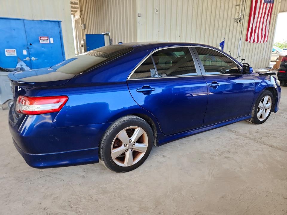 Photo 3 from auction – 2011 TOYOTA CAMRY with VIN 4T1BF3EK5BU644975