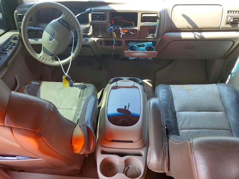 Photo 8 from auction – 2004 FORD EXCURSION with VIN 1FMNU44P14EE06561