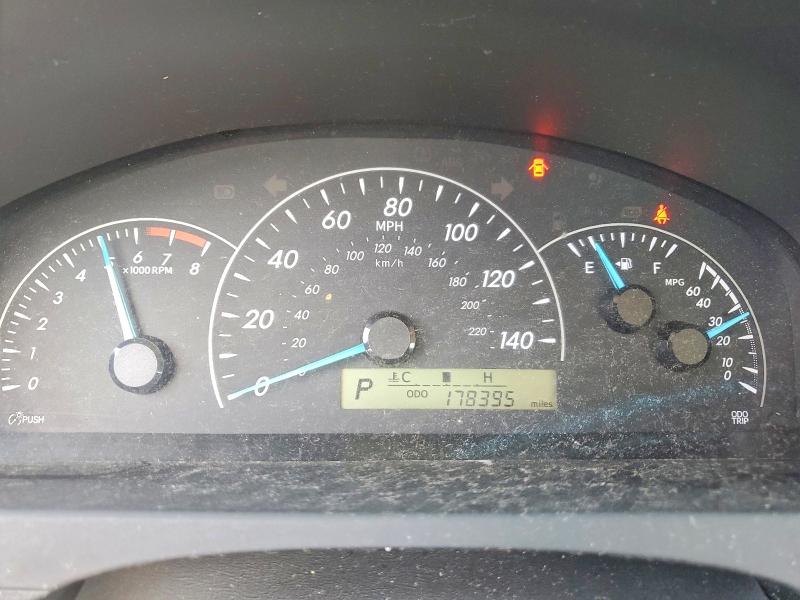 Photo 9 from auction – 2013 TOYOTA CAMRY with VIN 4T1BF1FK0DU704537