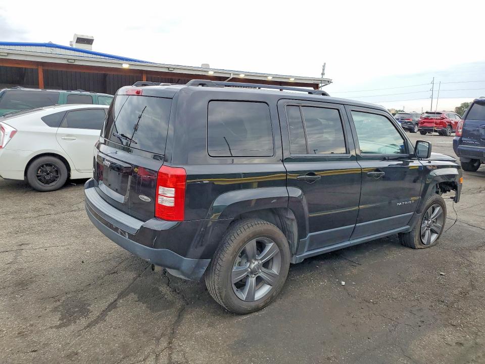 Photo 3 from auction – 2015 JEEP PATRIOT with VIN 1C4NJRFB7FD168624
