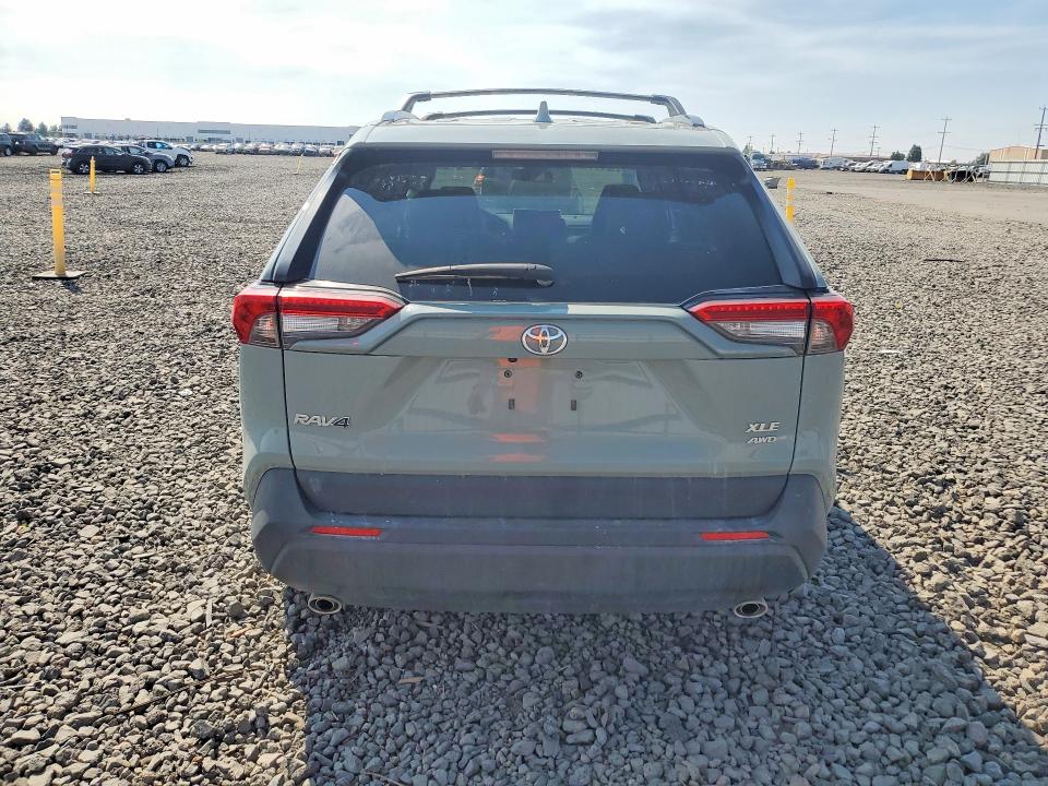Photo 6 from auction – 2023 TOYOTA RAV4 with VIN 2T3A1RFV6PW405293