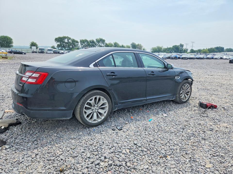 Photo 3 from auction – 2013 FORD TAURUS with VIN 1FAHP2F89DG200188