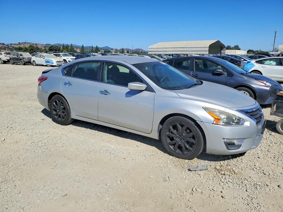 Photo 4 from auction – 2013 NISSAN ALTIMA with VIN 1N4AL3AP7DC255263