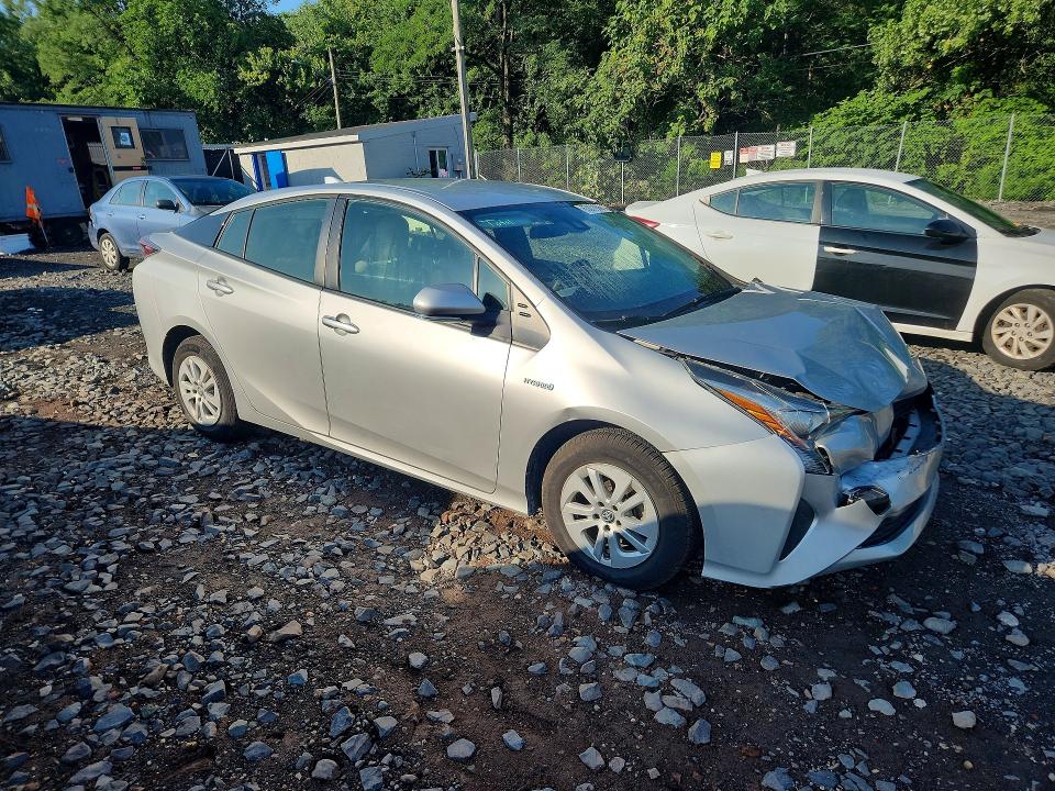 Photo 4 from auction – 2018 TOYOTA PRIUS with VIN JTDKBRFU6J3592831