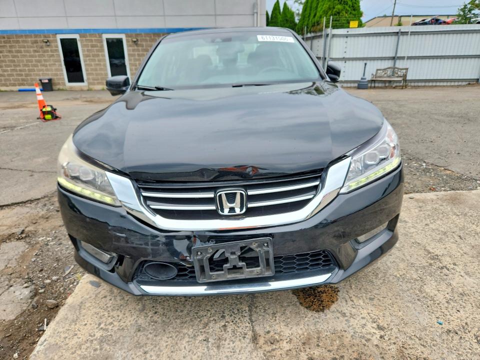 Photo 5 from auction – 2014 HONDA ACCORD with VIN 1HGCR3F91EA014874