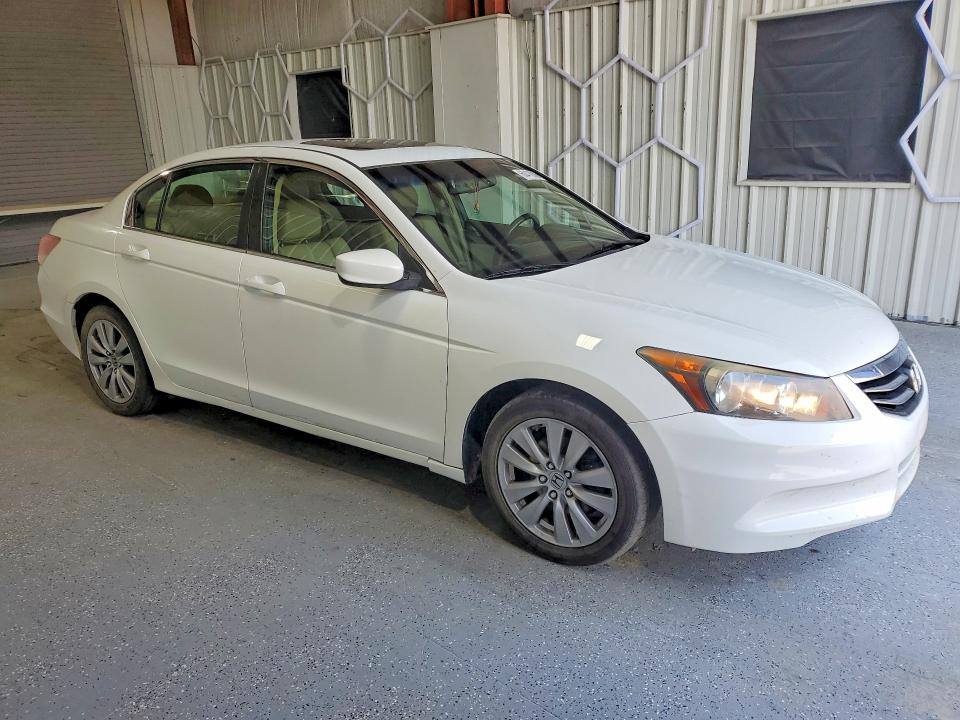 Photo 4 from auction – 2012 HONDA ACCORD with VIN 1HGCP2F89CA137617
