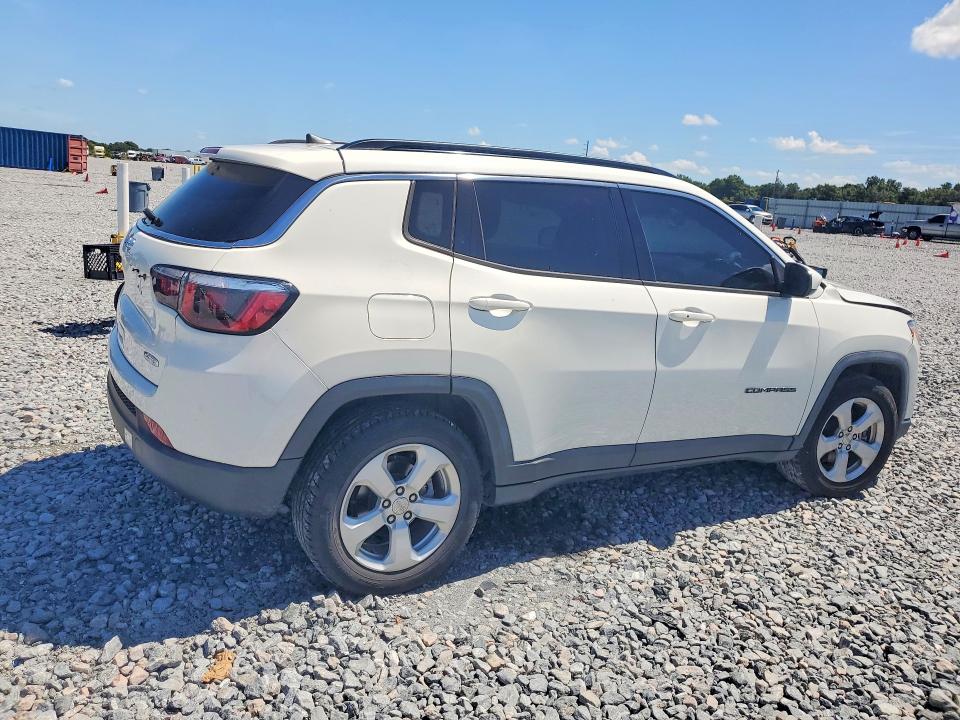 Photo 3 from auction – 2019 JEEP COMPASS with VIN 3C4NJCBB4KT851520