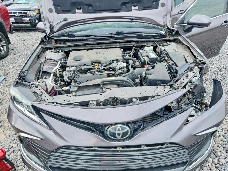 Photo 11 from auction – 2022 TOYOTA CAMRY with VIN 4T1C11AK5NU648090