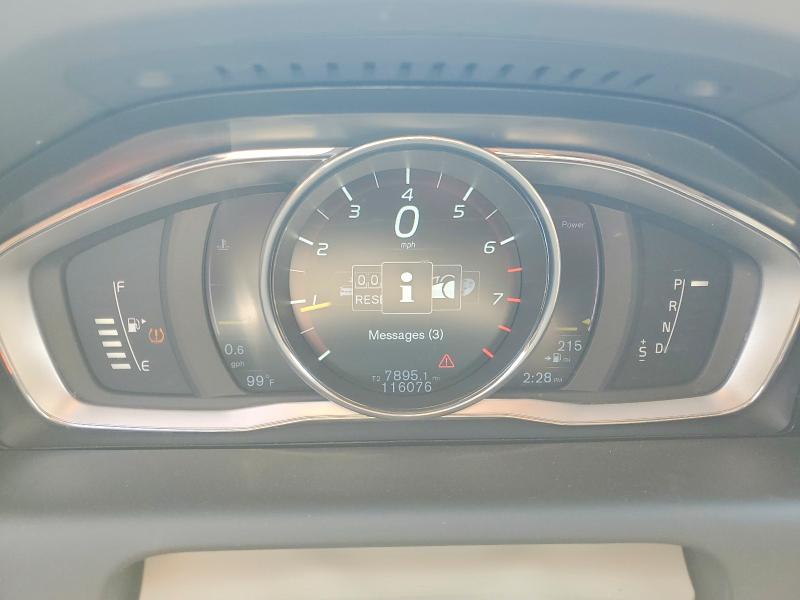 Photo 9 from auction – 2015 VOLVO XC60 with VIN YV4612RK7F2673871