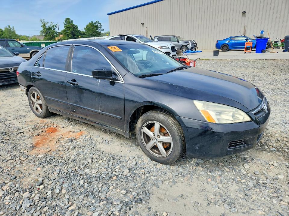 Photo 4 from auction – 2004 HONDA ACCORD with VIN 1HGCM56844A030440