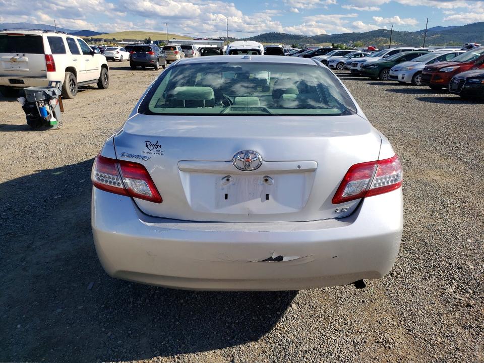 Zdjęcie 6 z aukcji – 2011 TOYOTA CAMRY z VIN 4T1BF3EK4BU176009