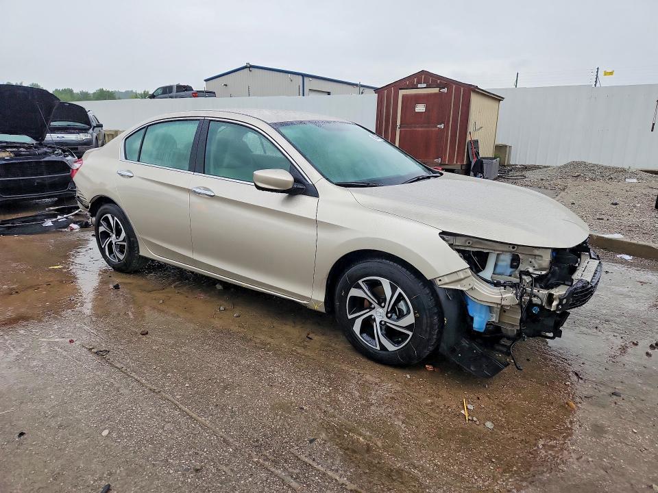 Photo 4 from auction – 2017 HONDA ACCORD with VIN 1HGCR2F32HA307080