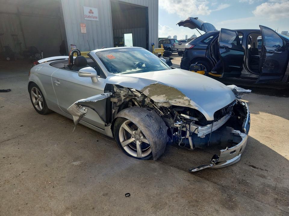صورة رقم 4 من المزاد - 2008 AUDI TT مع VIN TRUNF38JX81048099