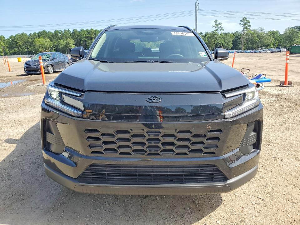 Photo 5 from auction – 2026 TOYOTA RAV4 with VIN JTM6CRAV4TD303960