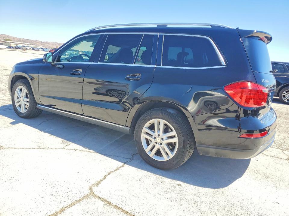 Photo 2 from auction – 2015 MERCEDES-BENZ GL with VIN 4JGDF6EE7FA476428