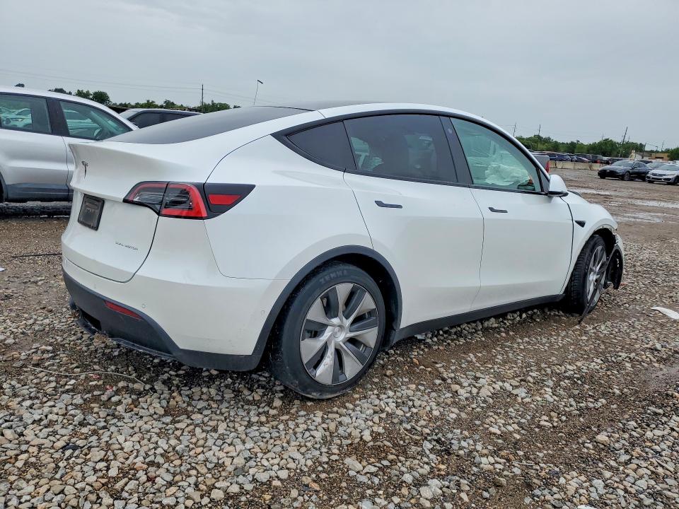 Photo 3 from auction – 2021 TESLA MODEL Y with VIN 5YJYGDEE6MF069454