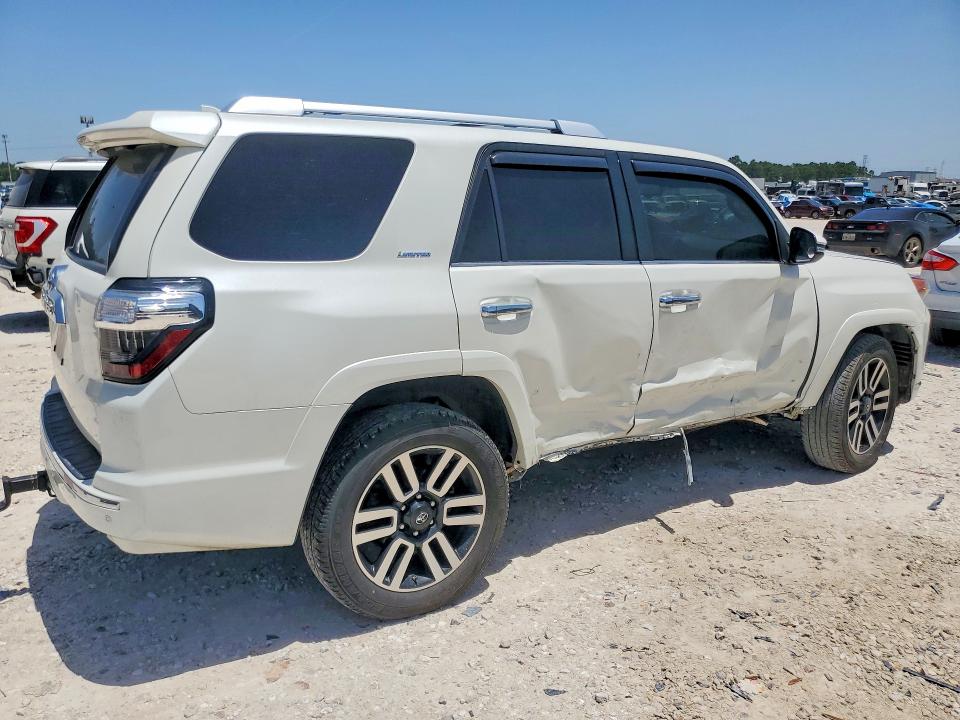 Photo 3 from auction – 2019 TOYOTA 4RUNNER with VIN JTEZU5JR0K5210668