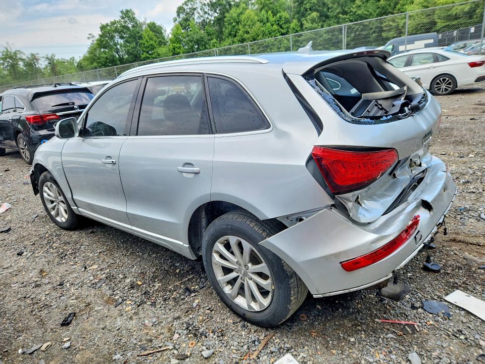Снимка 2 от търг – 2014 AUDI Q5 с VIN WA1LFAFP7EA033160